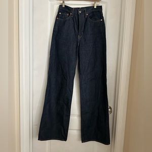 Levis Ribcage Wide Leg Womens Jeans. size 28